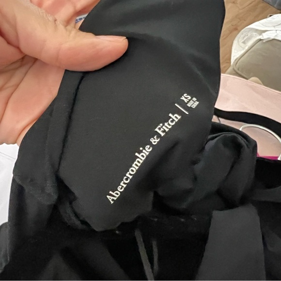 Abercrombie & Fitch Body Contour V Neck Halter Top Dress - Picture 3 of 7